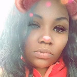 Meet your Posher, Sharmane